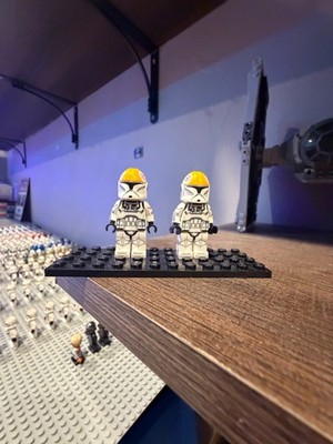lego custom clone pilot, highly detailed (see details below)