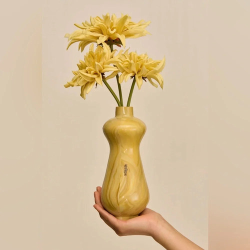 NEW Cult Gaia Dee Dee Flower Daisy Cornsilk Multi Vase Yellow Clutch $498