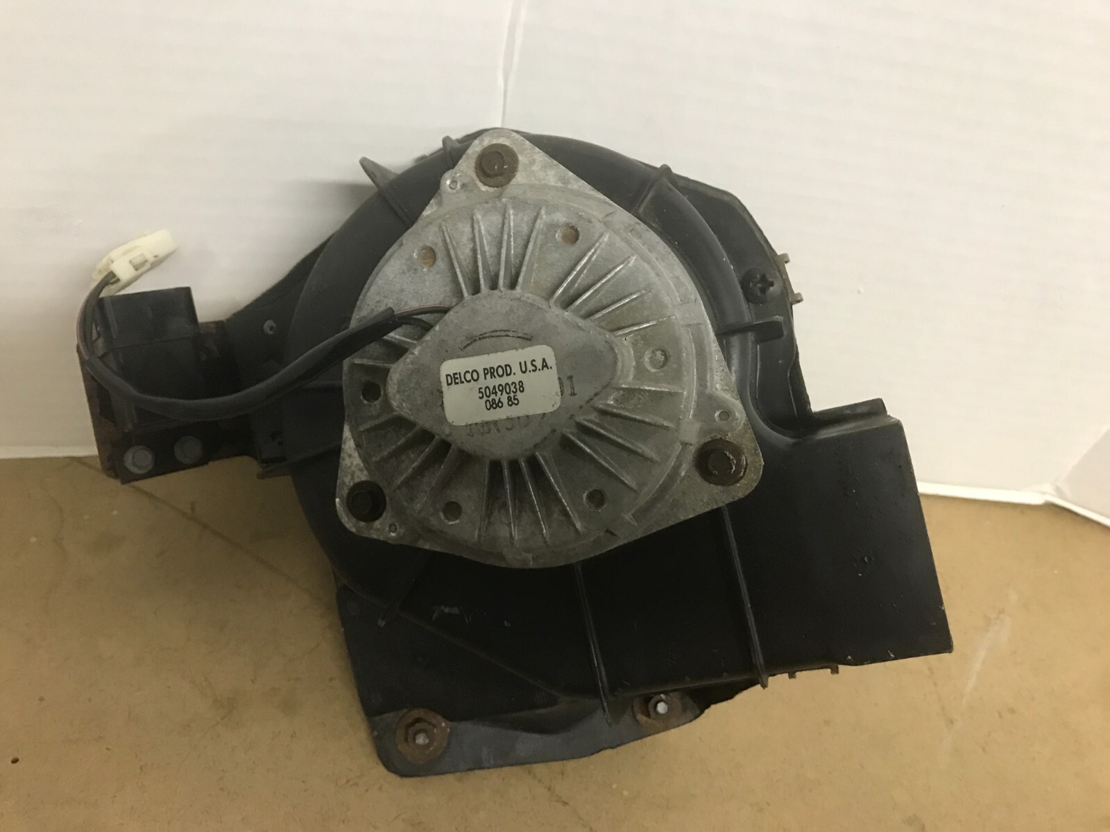 Trunk Blower Fan Motor and Housing for 1985 1987 Pontiac Fiero V6