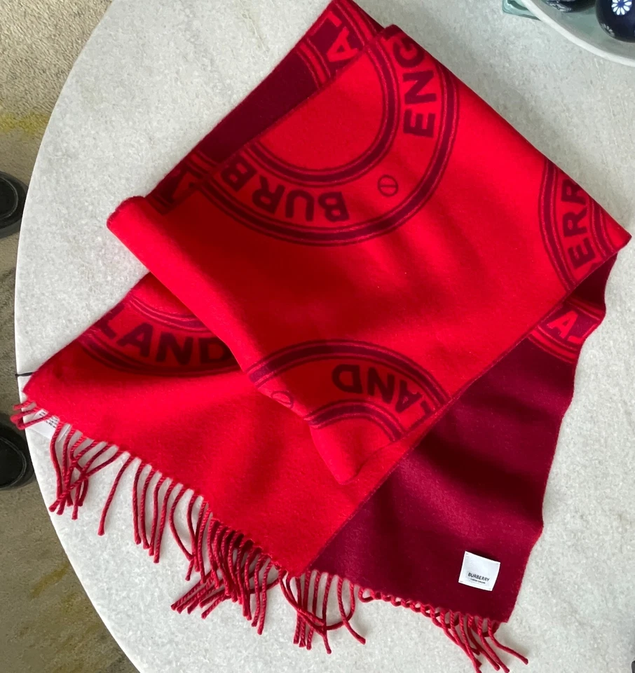 Bufanda redonda reversible Burberry rojo brillante, 100 % lana, con logo Foto 2 de 4