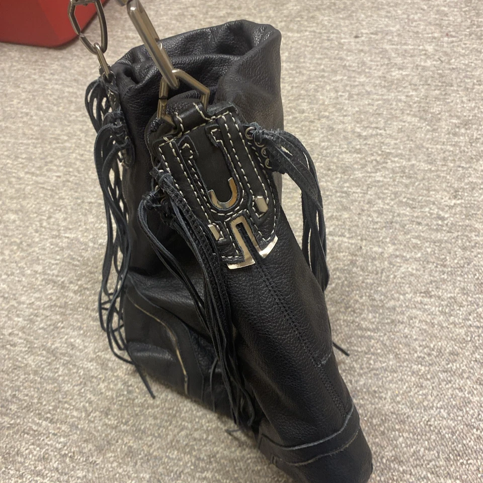 Bolso Hobo Lieberskind Berlin Tokio Cuero Negro Flecos Foto 3 de 4