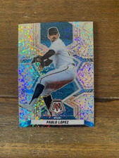 2022 Mosaic White Sparkle Prizm Pablo Lopez #33 SP Miami Marlins