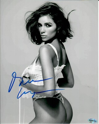 Olivia Culpo Model Actress Signed 8x10 PHOTO With COA TTM Seal 22J07223