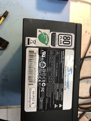 Origen: Real Seasonic Modelo: SS-300es Active Pfc 300w 80 Plus Color