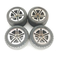 VINTAGE Traxxas Nitro Rustler / Nitro Sport Alias Tires & Wheels BEARING FRONTS