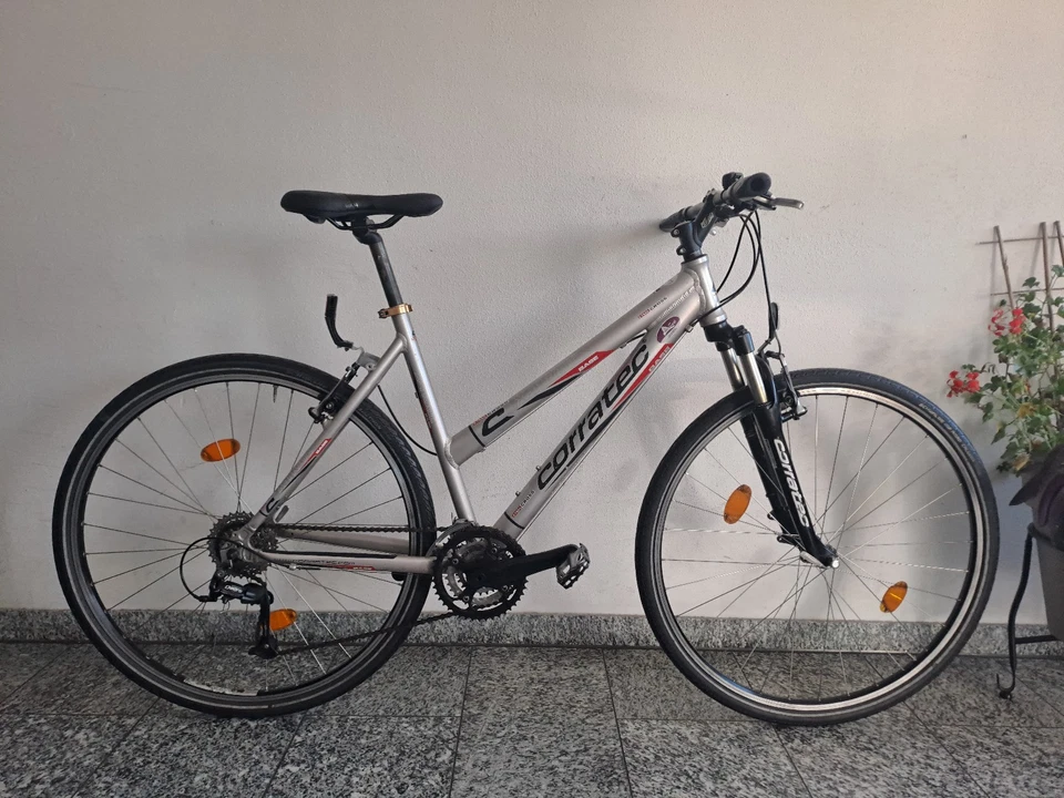 28 Zoll Corratec Alu Cross Bike 26 Zoll Bulls  Je 130€  Abholen in München