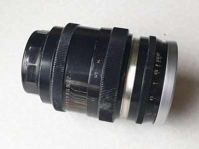 LZOS Jupiter-9 85mm f/2,0  Russian Zeiss Sonnar Portrait Lens M39 LTM Leica L39