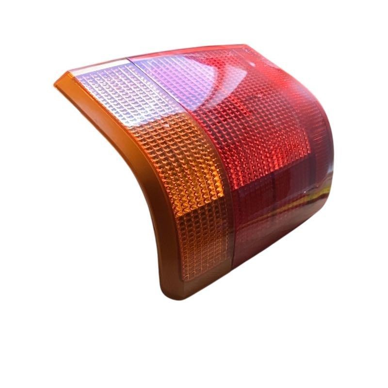 Feu arrière droit pour Range Rover 2 phase 2 - Optique XFB101720 d'origine