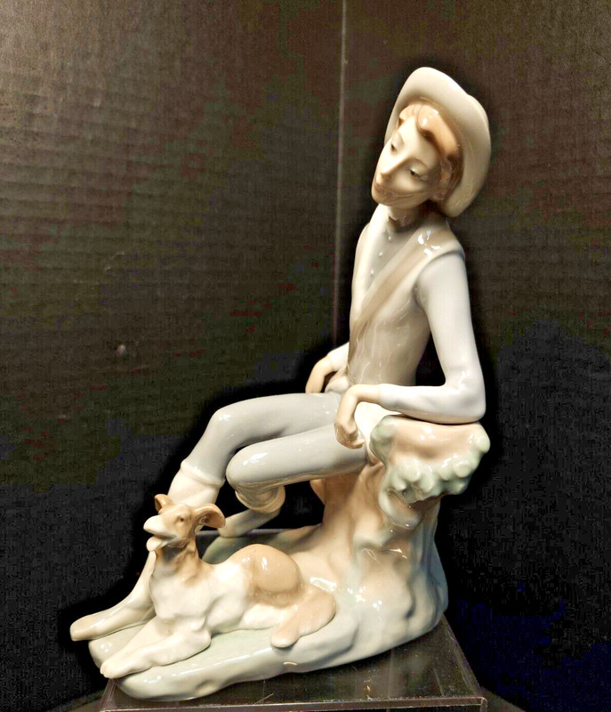 Lladro Shepherd Boy with Dog Sitting Retired Excellent Condition