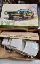 Amt Boxed 125 1968 Oldsmobile Toronado Model Kit No 6938-200