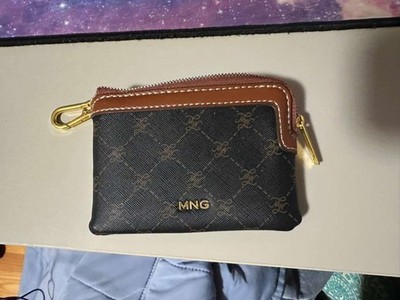 Mango (MNG) Zip Key Pouch