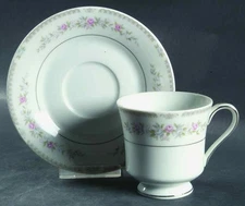 Celebrity Wellington Cup & Saucer 51500