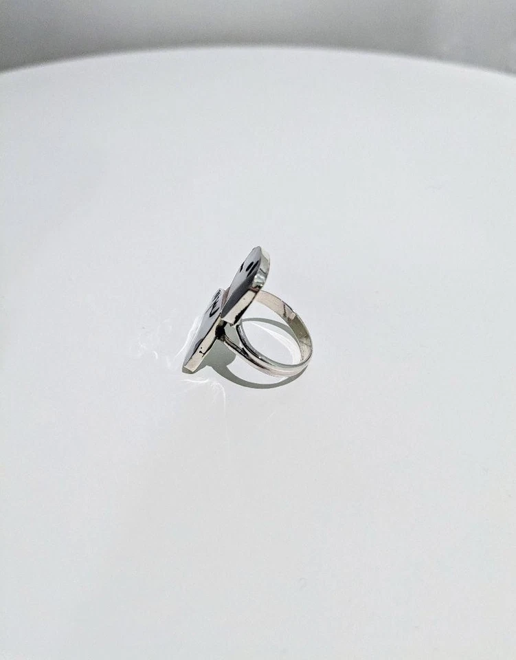 Anello personaggio cane Shenel Comosona Zuni misura 15 argento nativi america... - Immagine 3 di 4