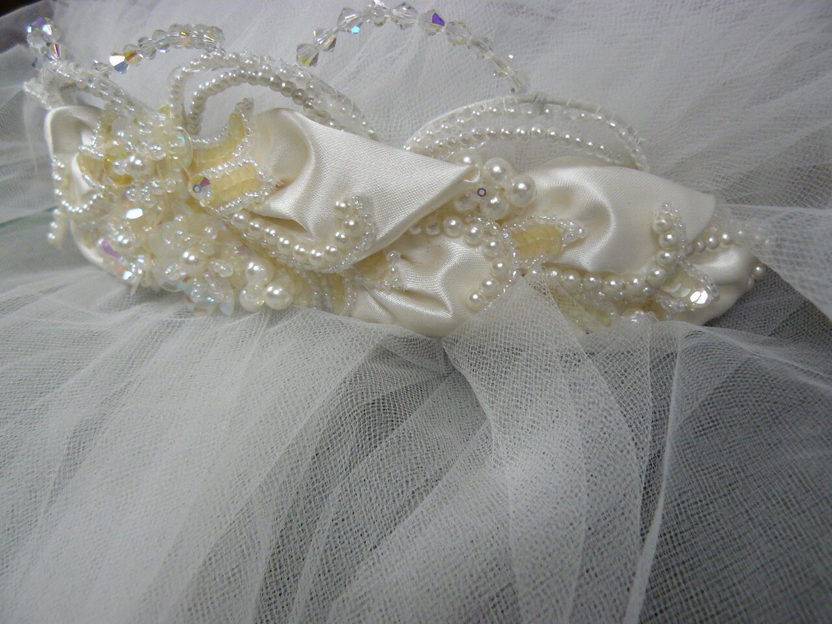NWOT Pearl Bridal Veil – Fingertip Length Wedding Veil Pearl Wedding Veil | Veils and Capes | Grace + Ivory Wedding  main image 2
