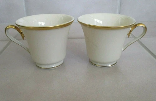 2 LENOX Eternal Dimension Collection 3" Footed Coffee Cups Mugs Gold Detail