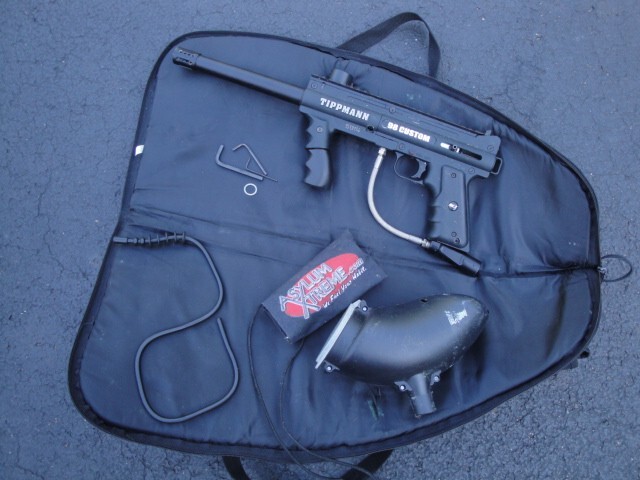 Tippmann 98 Custom Paintball Marker Used  Great Shape N PADD