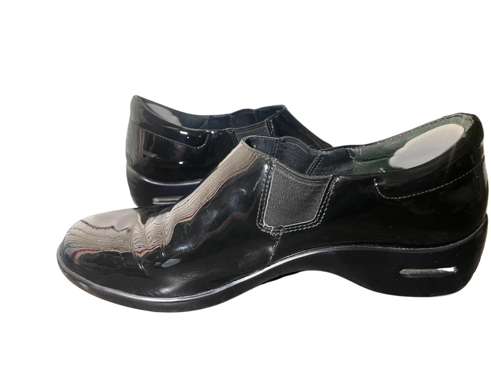 Zuecos para mujer COLE HAAN x NikeAir impermeables charol talla 8,5B Foto 4 de 4