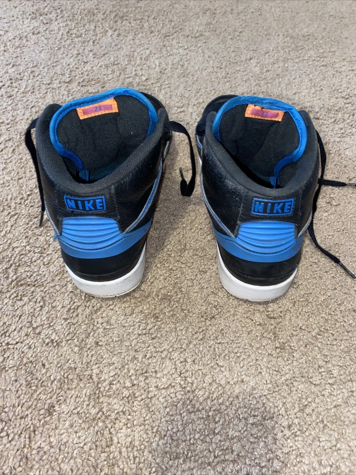 Air Jordan Retro 2 黑色蓝色“Radio Raheem”2009 834276-015 尺码 5.5 Y“M” — 第 4/4 张图片