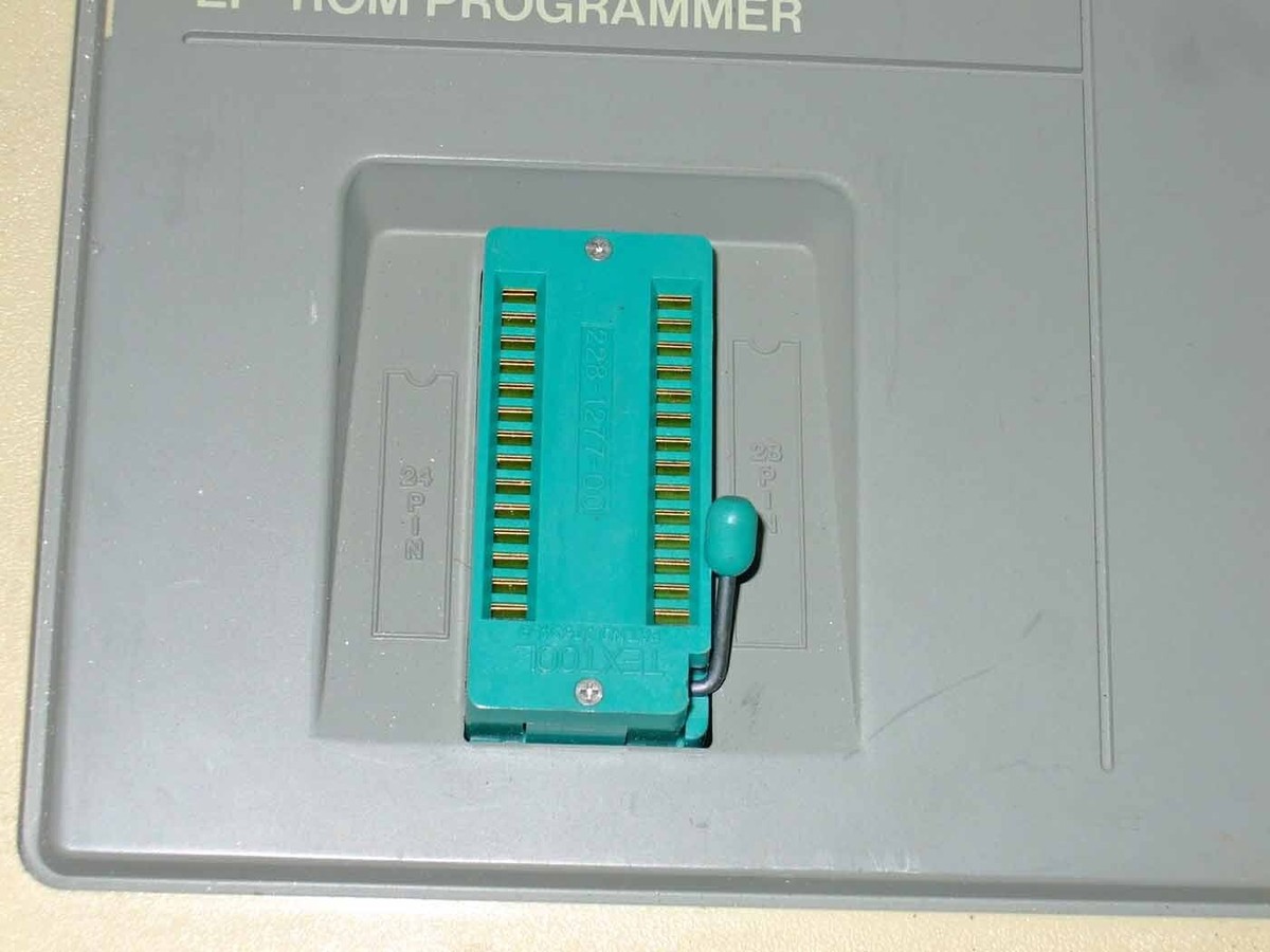 ANDO AF-9700 EP-ROM PROGRAMMER AF9201⁄01C | Product & Service
