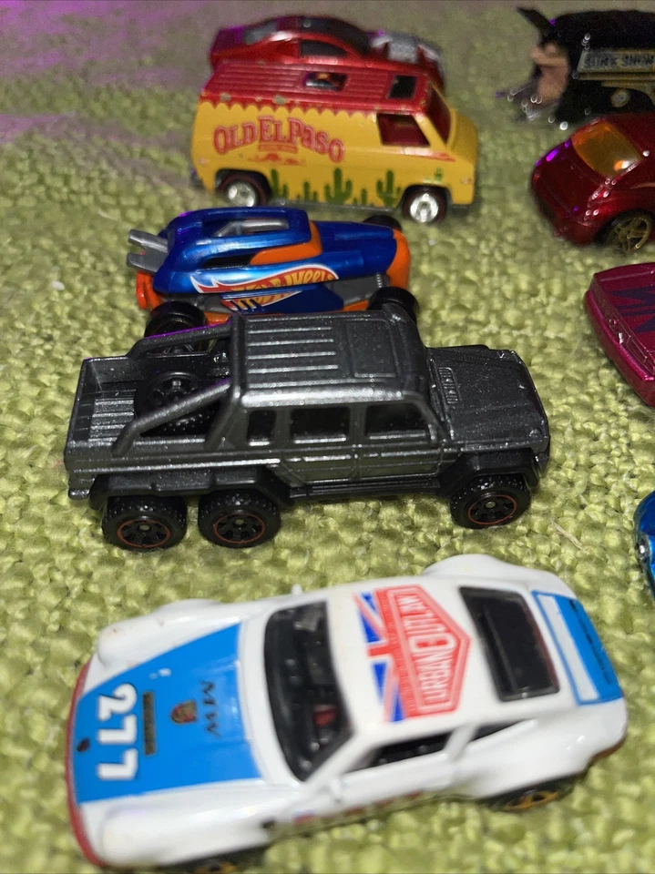 Lote de 9 Hot Wheels, Mixto, Antiguo El Paso Van, 71 Porsche 911, Surf Shop, Llama Foto 2 de 4
