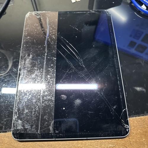 Apple iPad Air (5th Generation) A2591 256 GB, Wi-Fi + 5G, 10.9in Space Gray Read