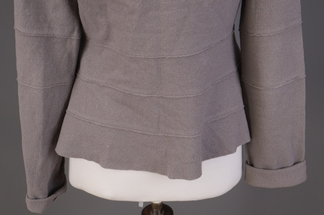 ELEMENTE CLEMENTE Gray Wool Knit Embroidered Sing… - image 9