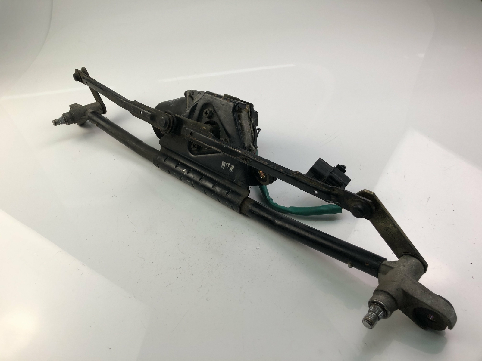 E6399 HYUNDAI Wiper motor 9811026200 eBay