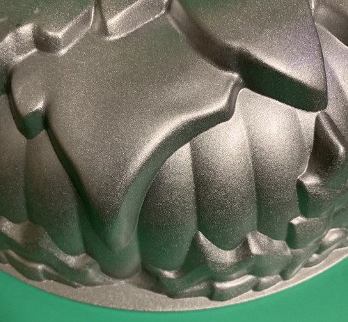 Sartén antiadherente Nordic Ware Poinsettia Bundt para pasteles de aluminio fundido vacaciones hornear EE. UU. - Imagen 6 de 6