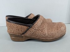 Dansko Professional Tooled Leather Clogs Size 39 Brown/Tan Slip On Shoes