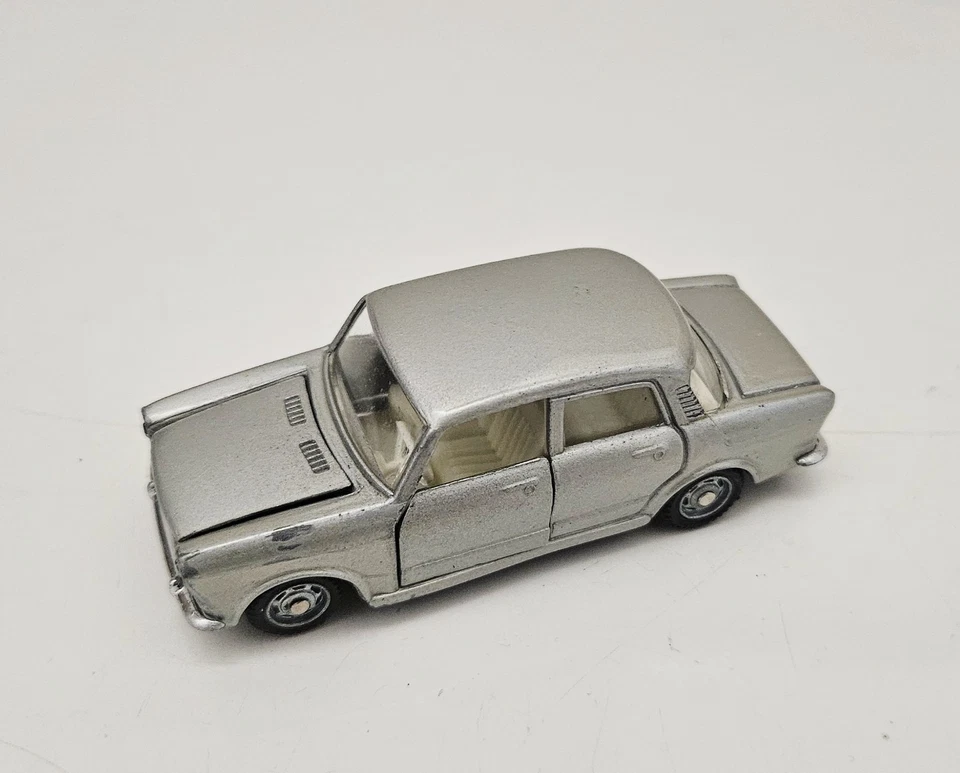 MEBETOYS A9 FIAT 1100 R  - 1/43 - ORIGINAL MINT - SILVER - Immagine 3 di 4