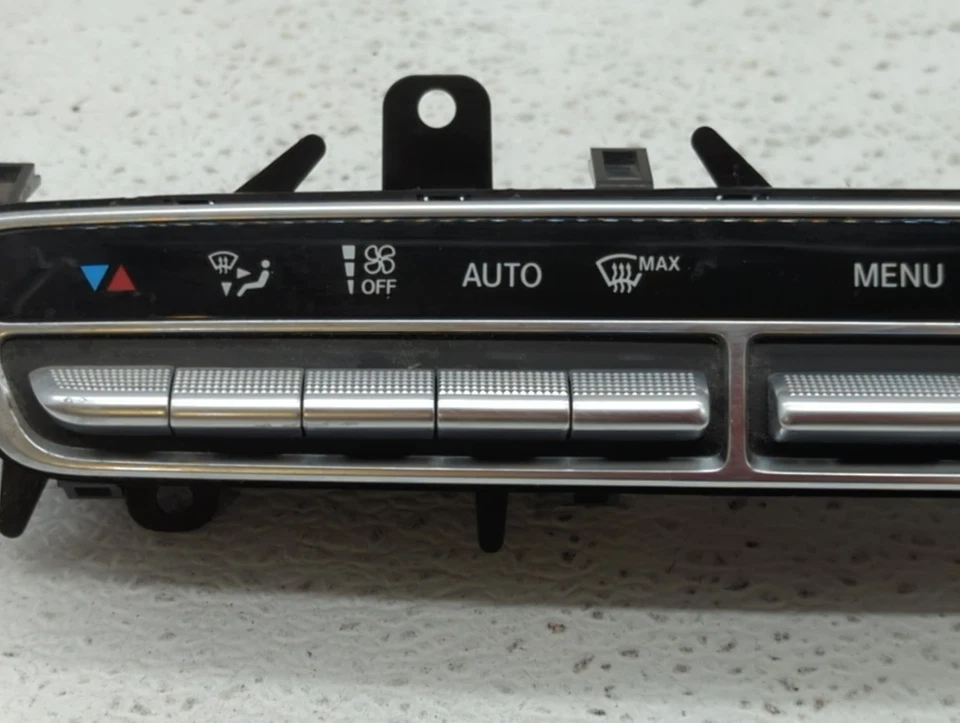 Mercedes-Benz C450 2016 AMG calefacción aire acondicionado control de clima temperatura fabricante original X06I7 Foto 3 de 4