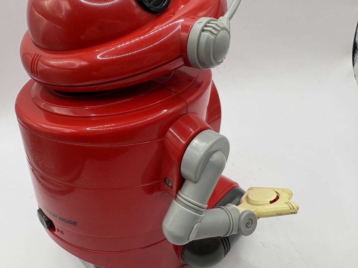 TOMY Shaberoku Talking Radio Robot Red Retro Vintage Tested Works