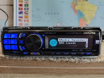 Alpine CDA-117 Car Stereo Mobile Media Station Fully Working Great