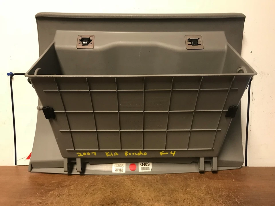 2007 KIA RONDO GLOVE BOX #K-4 OEM - Image 4 of 4