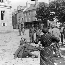 WW2 WWII Photo World War Two  US Troops Scenes from Avranches Normandy July 1944