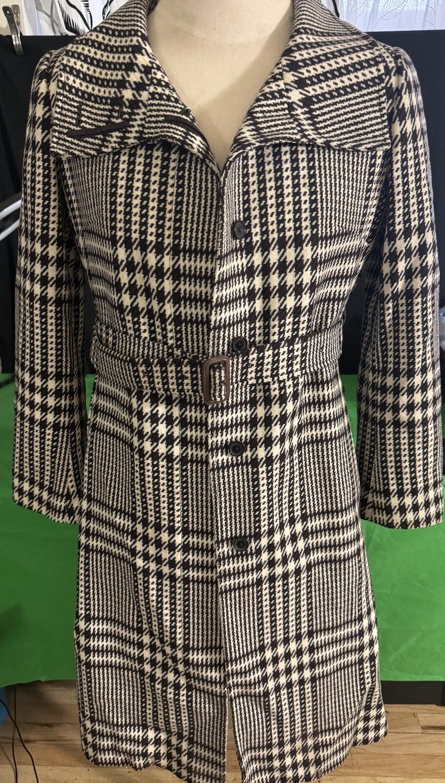 Vtg Burberry London Ladies Long Wool Coat Size UK 12 USA10 Made In Italy Rare