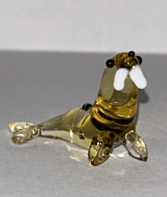 Miniature Tiny Lampwork Flame Hand Blown Glass Walrus Sea lion Figurine New