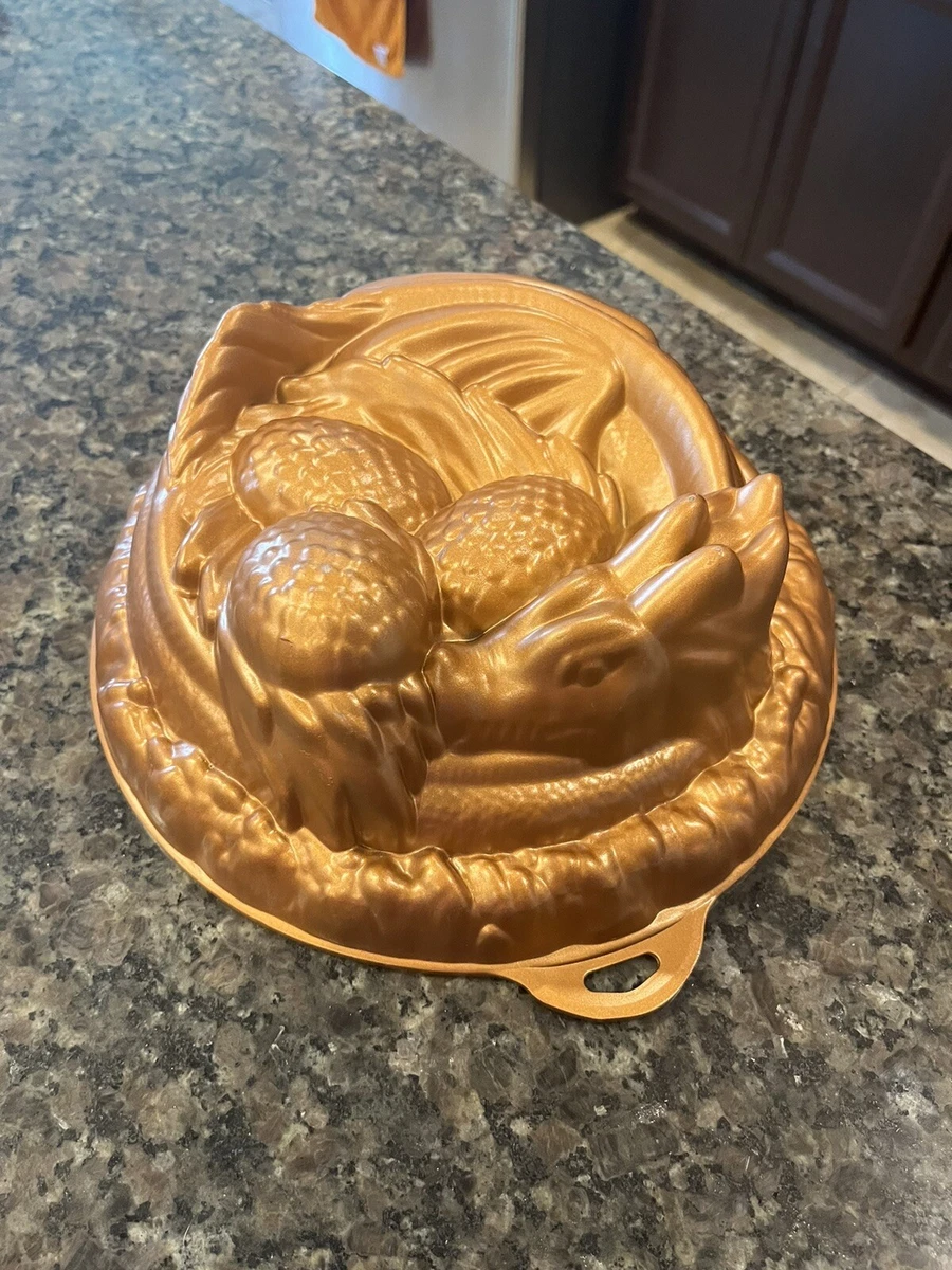 Game of Thrones NEW Think Geek RARE Sleeping Dragon & Eggs Metal Heavy Cake  Pan