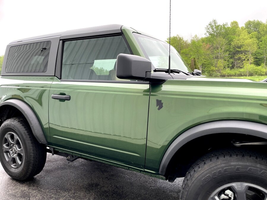Cappello Ford Bronco Nuovo 2021 - Marrone, Emblema Ricamato, Regolabile, Checkered Flag Sports