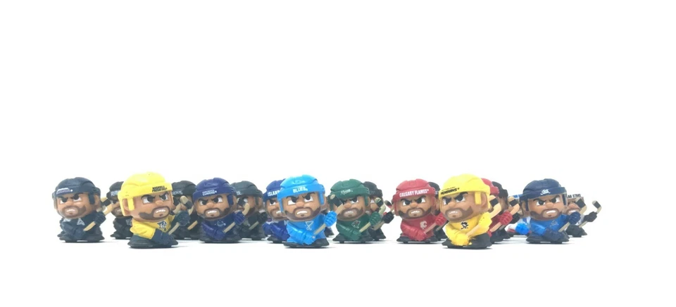 PICK UR FAVORITE TEAM FIGURE NEW!!! 2019 NHL TEENYMATES SERIES 6 SLAPPERS HOCKEY - Image 3 of 4