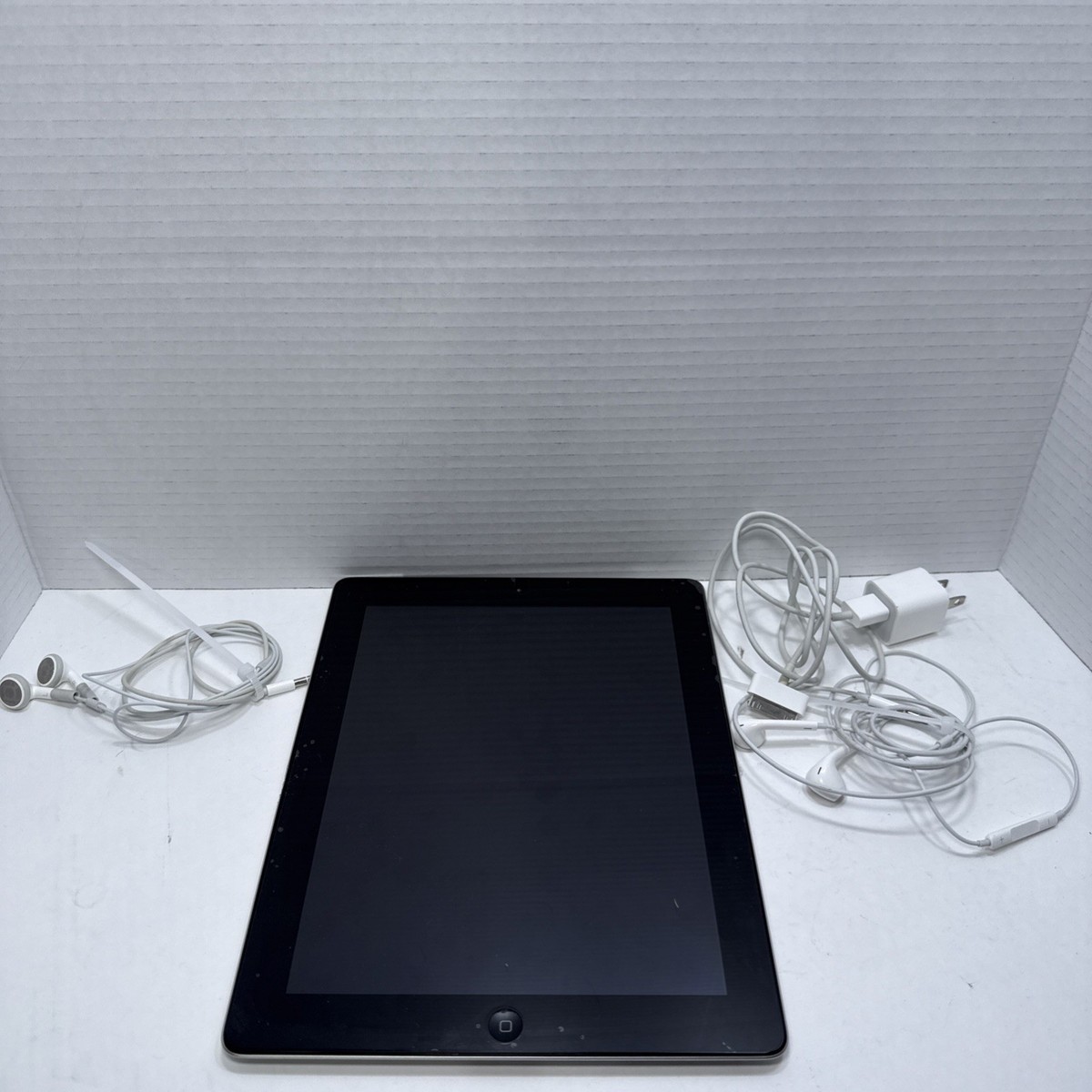 Apple A1397 iPad2 64 GB Black Silver 9.7in Screen | eBay