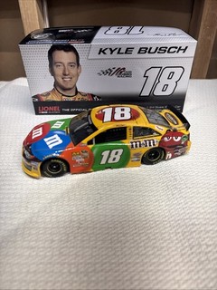 Kyle Busch #18 M&M’s 2013 Camry M&M Limited Edition (1 of 2 676) 1:24 Scale