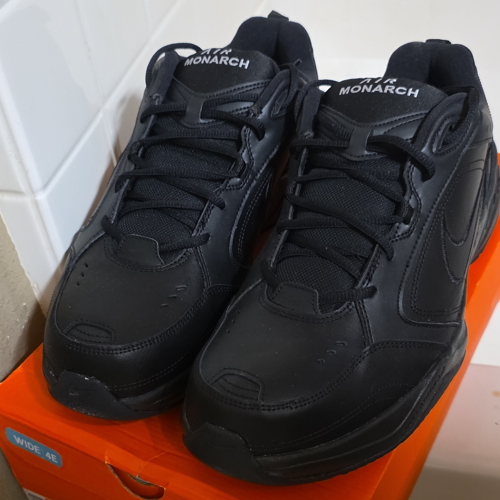 Nike Air Monarch IV 4E Triple Black Men&rsquo;s 15 Wide 416355-0