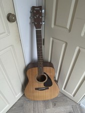 Yamaha F310 Acoustic Guitar