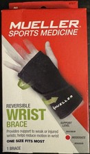 Mueller Reversible Wrist Brace Black OSFM Unisex Adjustable Support