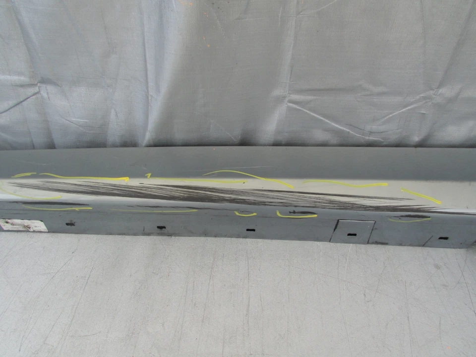 BMW E90 330i 328i 325i 2006-2007-2008 faldón izquierdo panel basculante moldeado gris OEM Foto 4 de 4