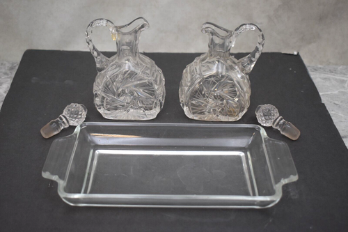 Nice Older Glass Crystal Church Cruet Set, 2 Cruets with Tray (CU227) chalice co - Picture 4 of 12
