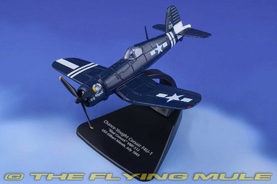 F-4U Corsair 1:72 スケールモデル Oxford Diecast 1:72 F4U Corsair USMC VMF-512 The Mad Cossack