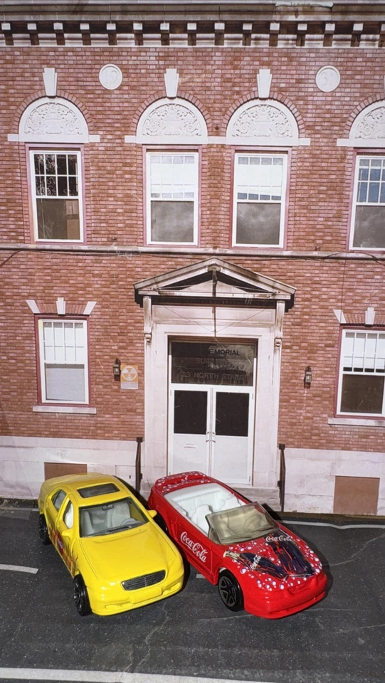 Lot Of 2 Matchbox 1999 Coke Convertible Ford Mustang & Mercedes-Benz S 500 NLFFP - Image 3 of 4