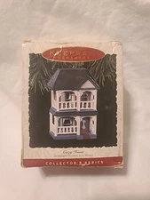 (P) 1993 Hallmark Keepsake Cozy Home Nostalgic Houses & Shops Ornament